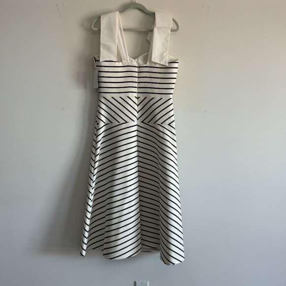 Jus de Pommes 2 piece Dress, Size 40/ US 8 - Picture 15 of 16